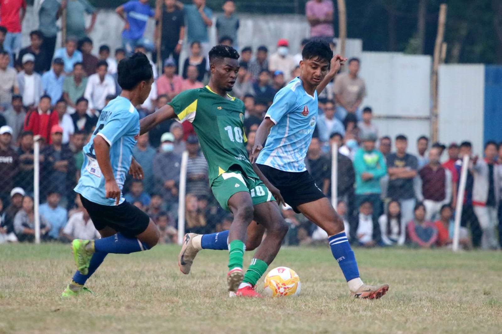 ‘टोलकप’देखि गोल्डकपसम्म विदेशी खेलाडीको क्रेज